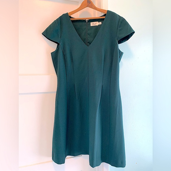 Eliza J Dresses & Skirts - Eliza J • Emerald Green • Fit n Flare Dress